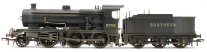 Bespoke Weathered S4102-07 LB&SCR K Class 2-6-0 Southern Bulleid War Time Black No.2352 Steam Locomotive