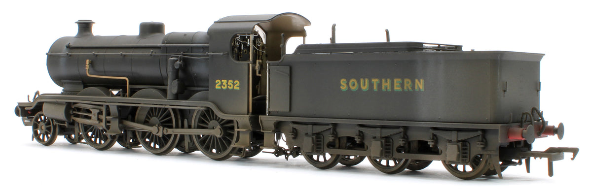 Bespoke Weathered S4102-07 LB&SCR K Class 2-6-0 Southern Bulleid War Time Black No.2352 Steam Locomotive