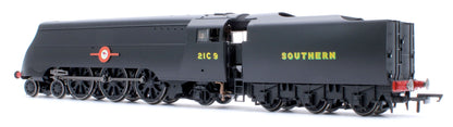 Pre-Owned R30455 SR Merchant Navy Class 4-6-2 No.21C9 'Shaw Savill' (WWII 80th Anniversary Collection) Steam Locomotive