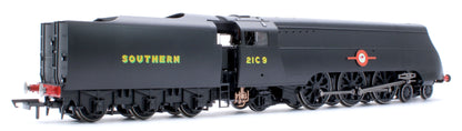 SR Merchant Navy Class 4-6-2 No.21C9 'Shaw Savill' (WWII 80th Anniversary Collection) Steam Locomotive
