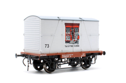 7F-037-020 Ventilated Van Browsers Bookshop