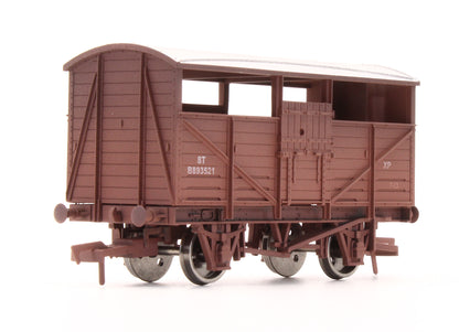 Pre-Owned 4F-020-010 BR Cattle Wagon B893521 - Weathered