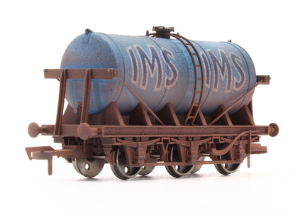 Pre-Owned 4F-031-008 'Independent Milk' 6 Wheel Tank Wagon - Weathered
