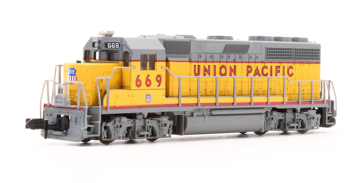 Pre-Owned 48535 GP40 Diesel Locomotive Union Pacific - Road #669