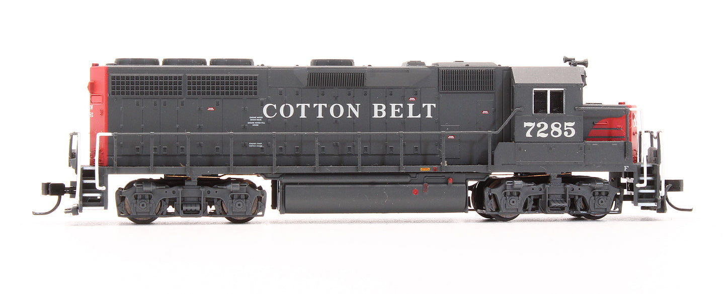 Pre-Owned 53928 GP40 Diesel Locomotive Cotton Belt - Road #7285