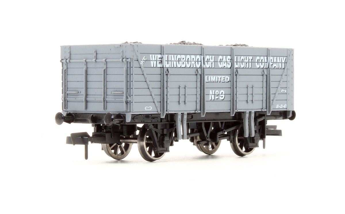 Pre-Owned 9 Plank Wagon 'Wellingborough Gas Light Co' No.9