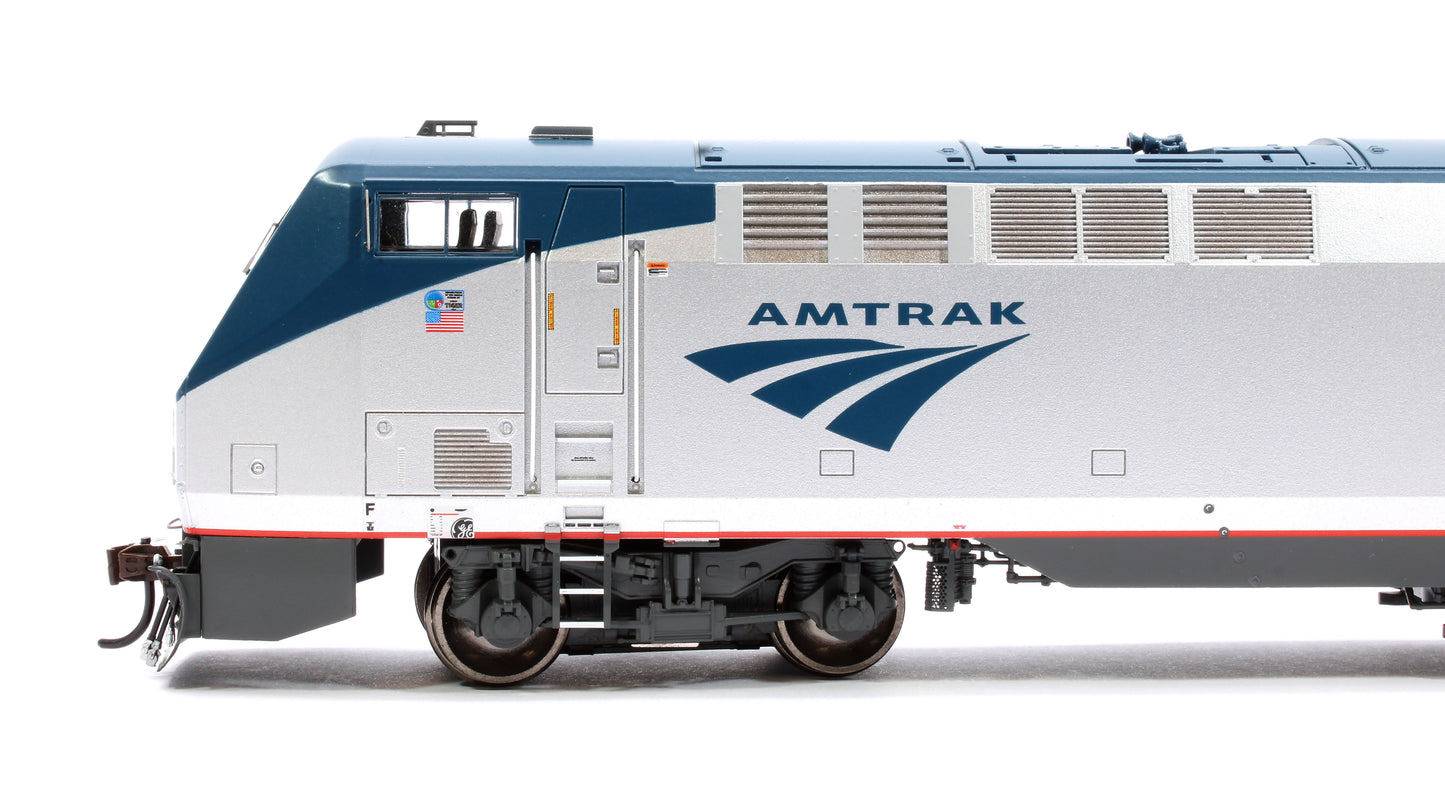 HO P40DC Diesel Locomotive, Amtrak, Phase V #824