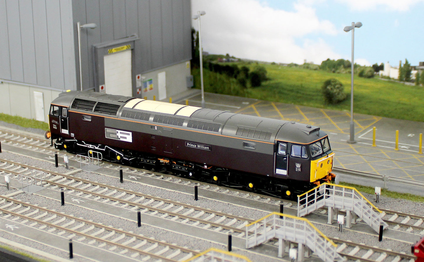 CM-47798-R-SFW Highly Detailed Premium Weathered Class 47 RES Royal Livery 'Prince William' No.47798 Diesel Locomotive - DCC Sound