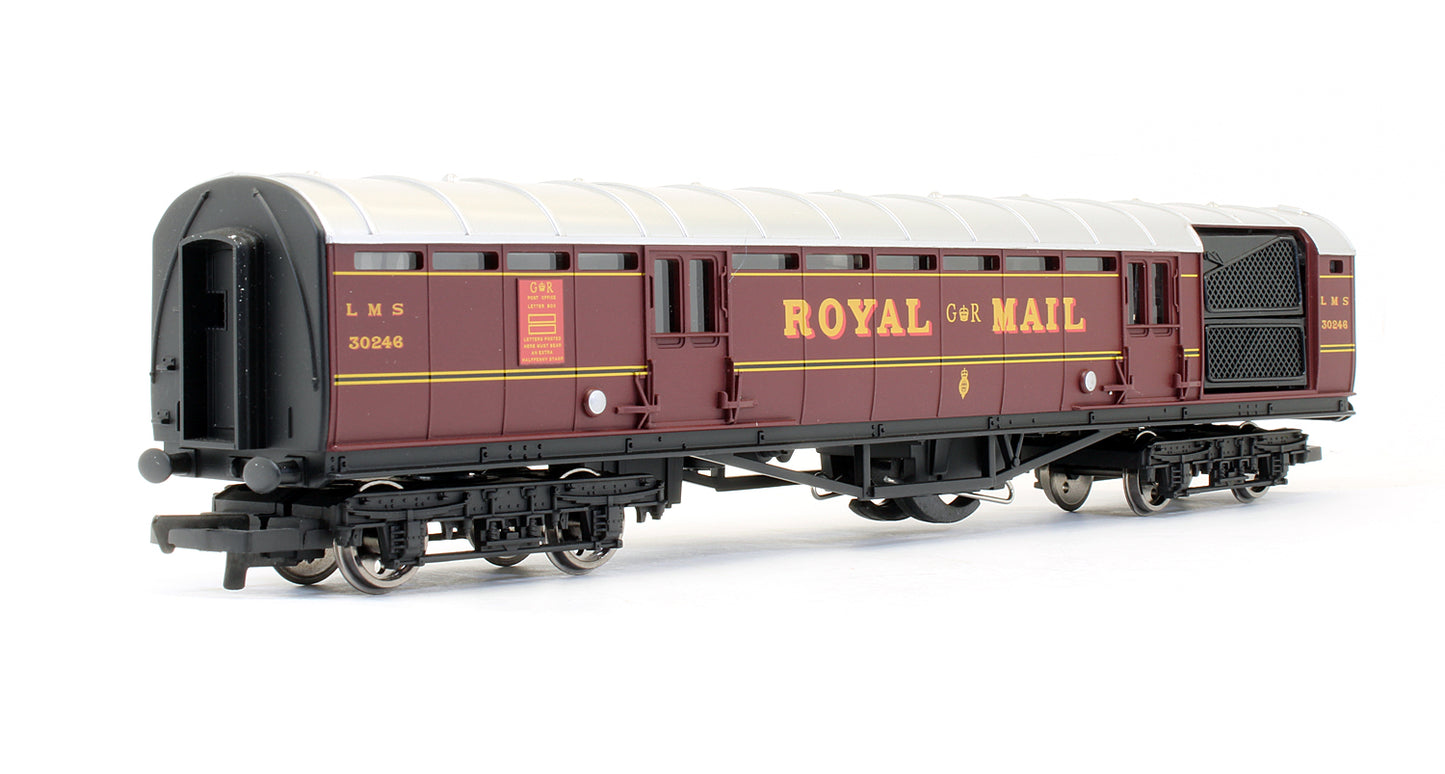 Pre-Owned LMS Operating Royal Mail Coach Set '30246'