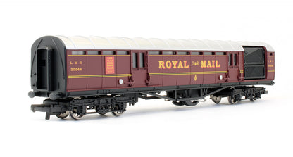 Pre-Owned LMS Operating Royal Mail Coach Set '30246'