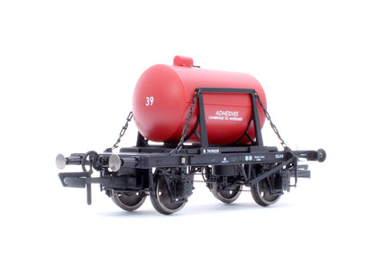 BR Adhesives Demountable Tank Wagon B749039 (Cambridge to Inverness)
