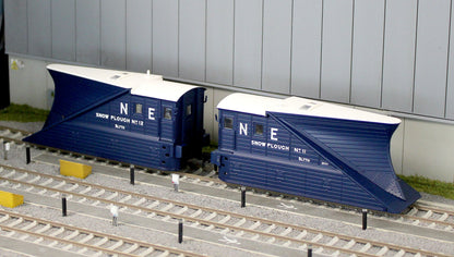 38-641Z Pair of 2 NER Snowploughs 11 & 12 LNER Blue