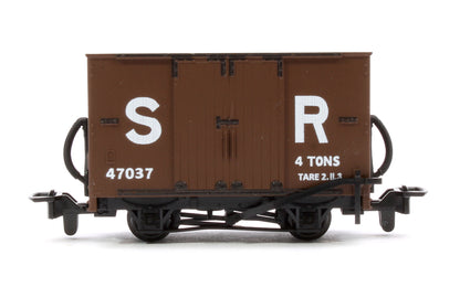 Box Van, SR Livery No. 47037