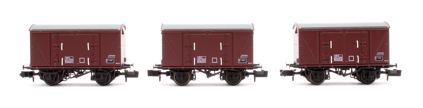 Set of 3 BR 12T Vanwide Ventilated Vans, BR Freight Brown VEV