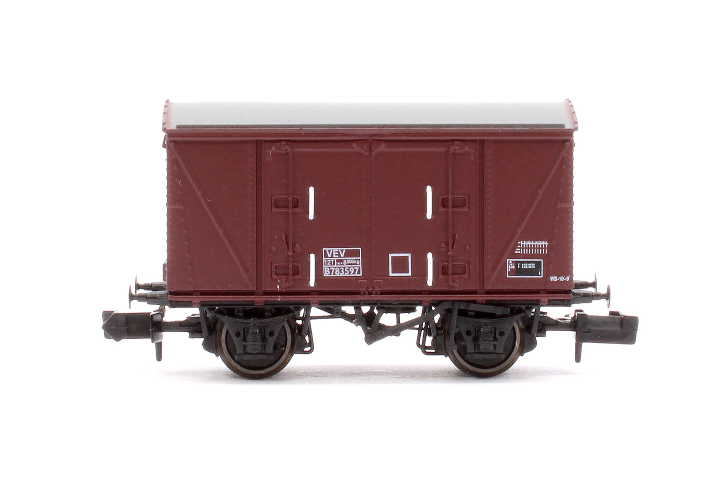 Set of 3 BR 12T Vanwide Ventilated Vans, BR Freight Brown VEV