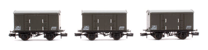 Set of 3 BR 12T Vanwide Ventilated Vans, BR Departmental Olive Green VQV