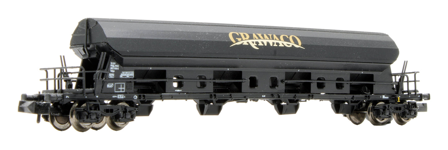 Pre-Owned 845419 N Swinging roof hopper car of the Grawaco