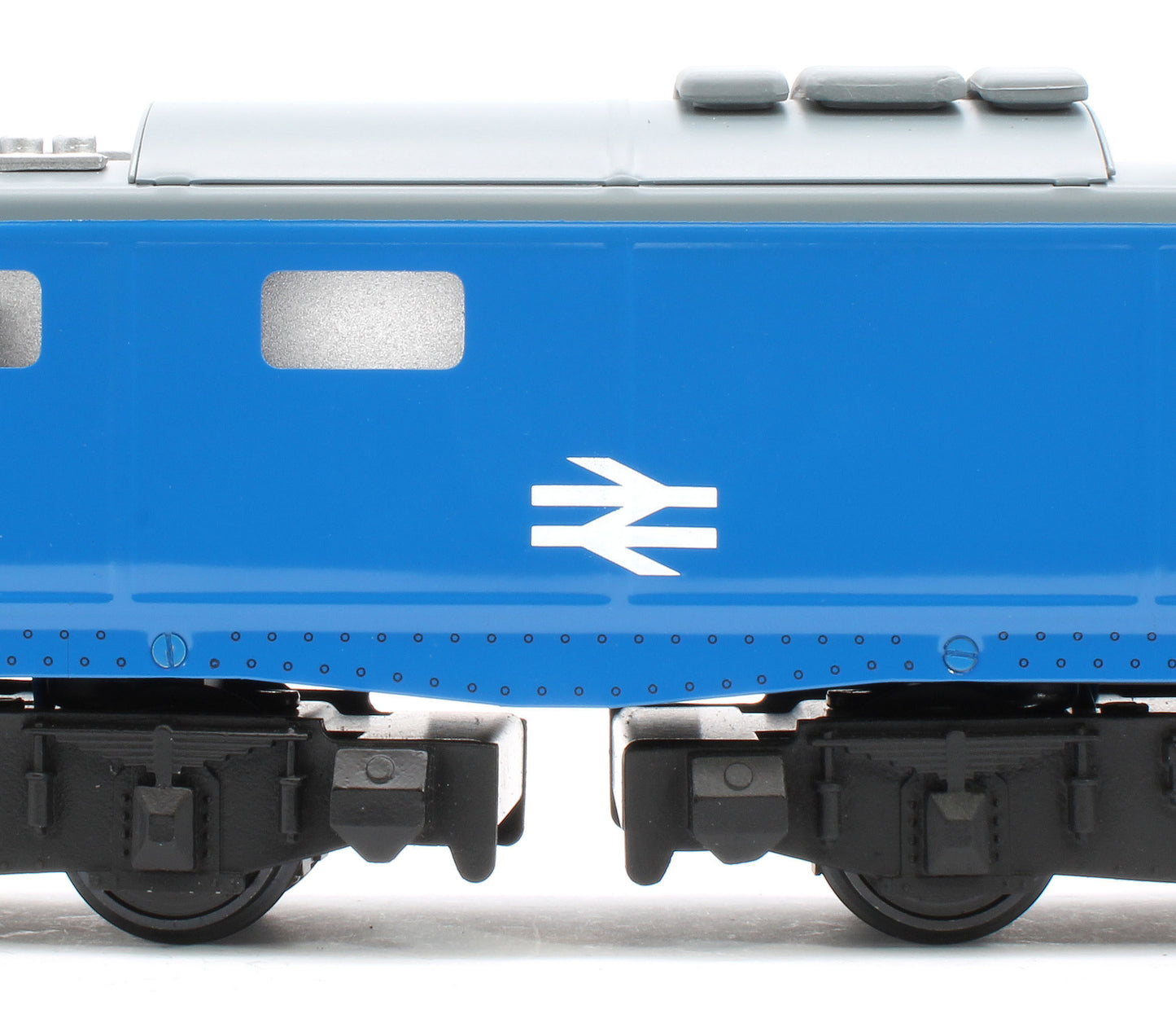 E/49-B6-S2 "EM1" 76001 & 76009 BR Class 76 Corporate Gloss Blue with Full Yellow Ends Electric Locomotives Wooden Box Presentation Set - Set 2
