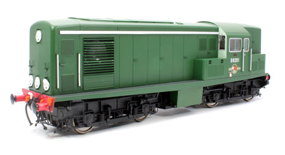 Class 15 D8201 BR Green (Late Crest) Diesel Locomotive