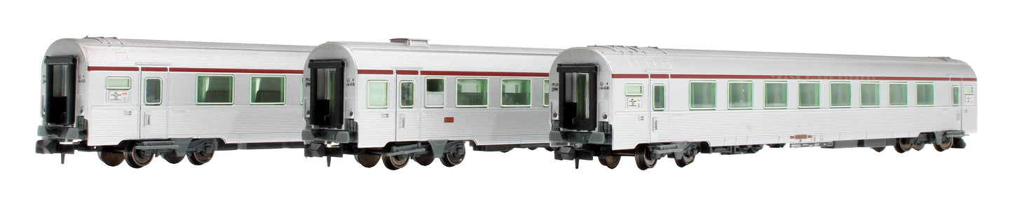 Pre-Owned HN4500 3-piece set TEE coach 'Mistral' of the SNCF