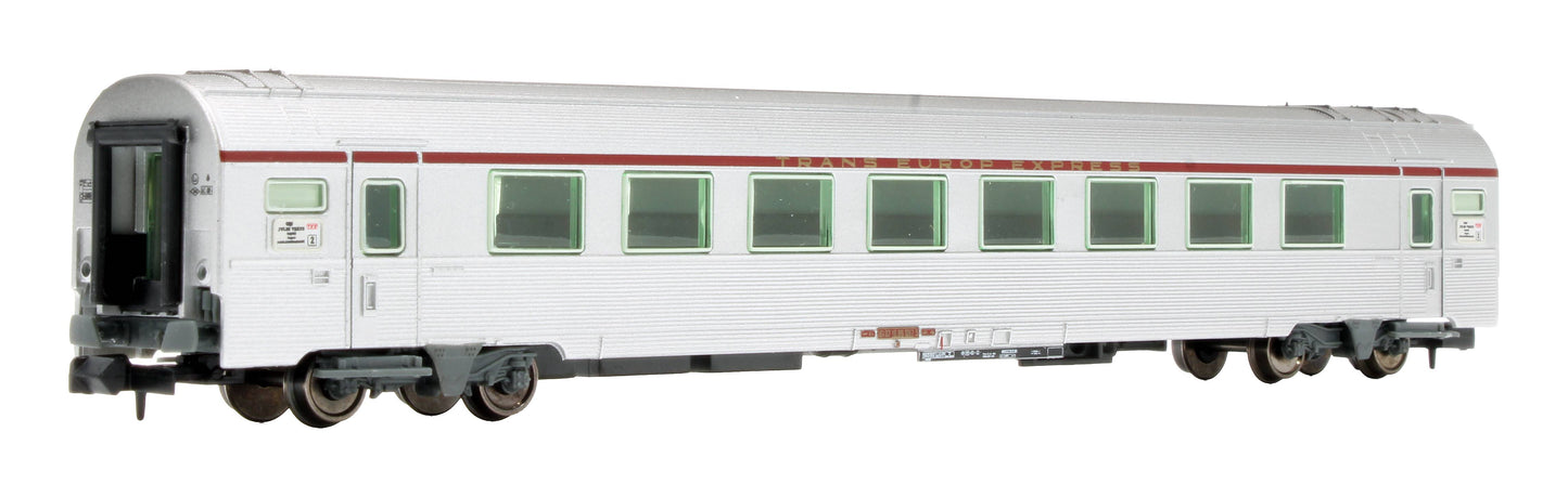 Pre-Owned HN4500 3-piece set TEE coach 'Mistral' of the SNCF