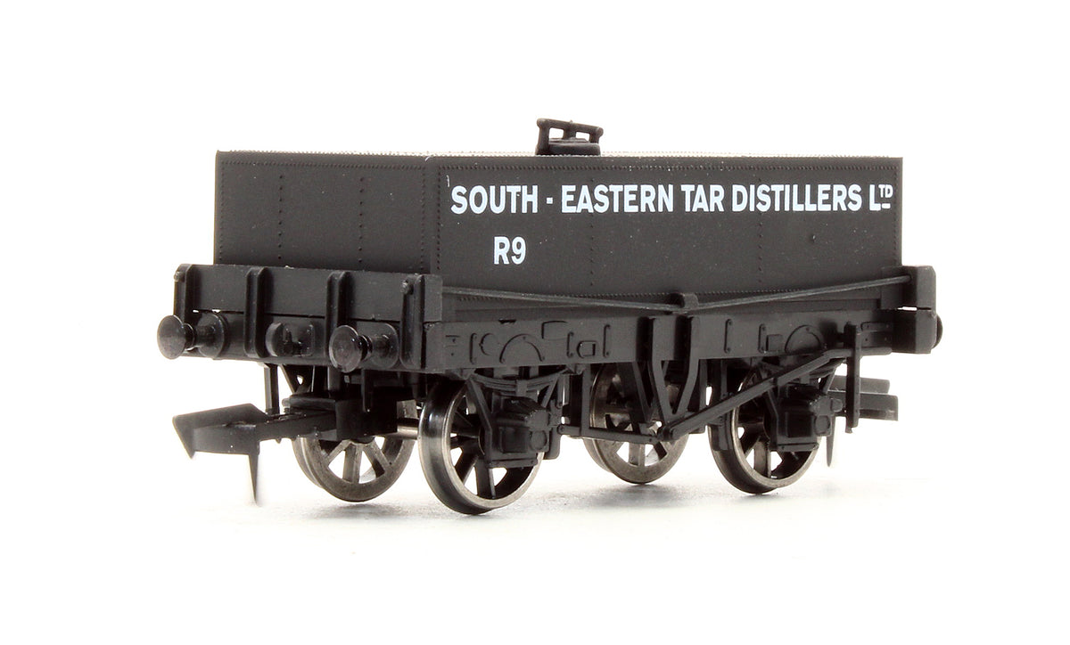 Pre-Owned South Eastern Tar Rectangular Tank R9