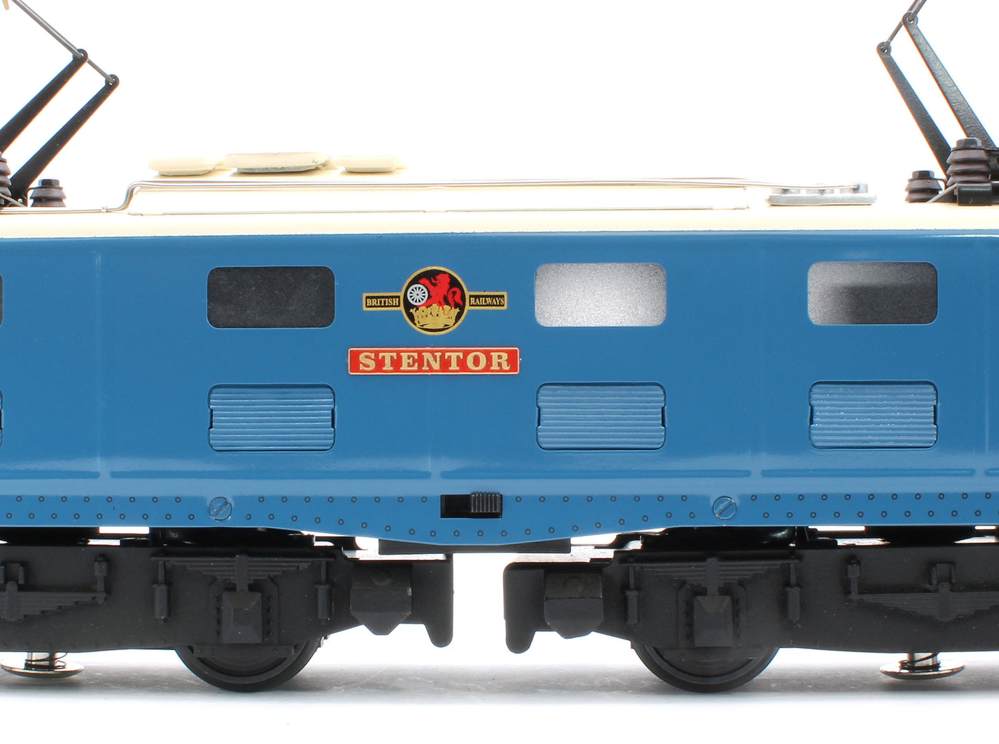E/49-B5-STE "EM1" BR Class 76 "Stentor" Electric Gloss Blue Cream Roof with Small Yellow Ends No.E26050 Electric Locomotive