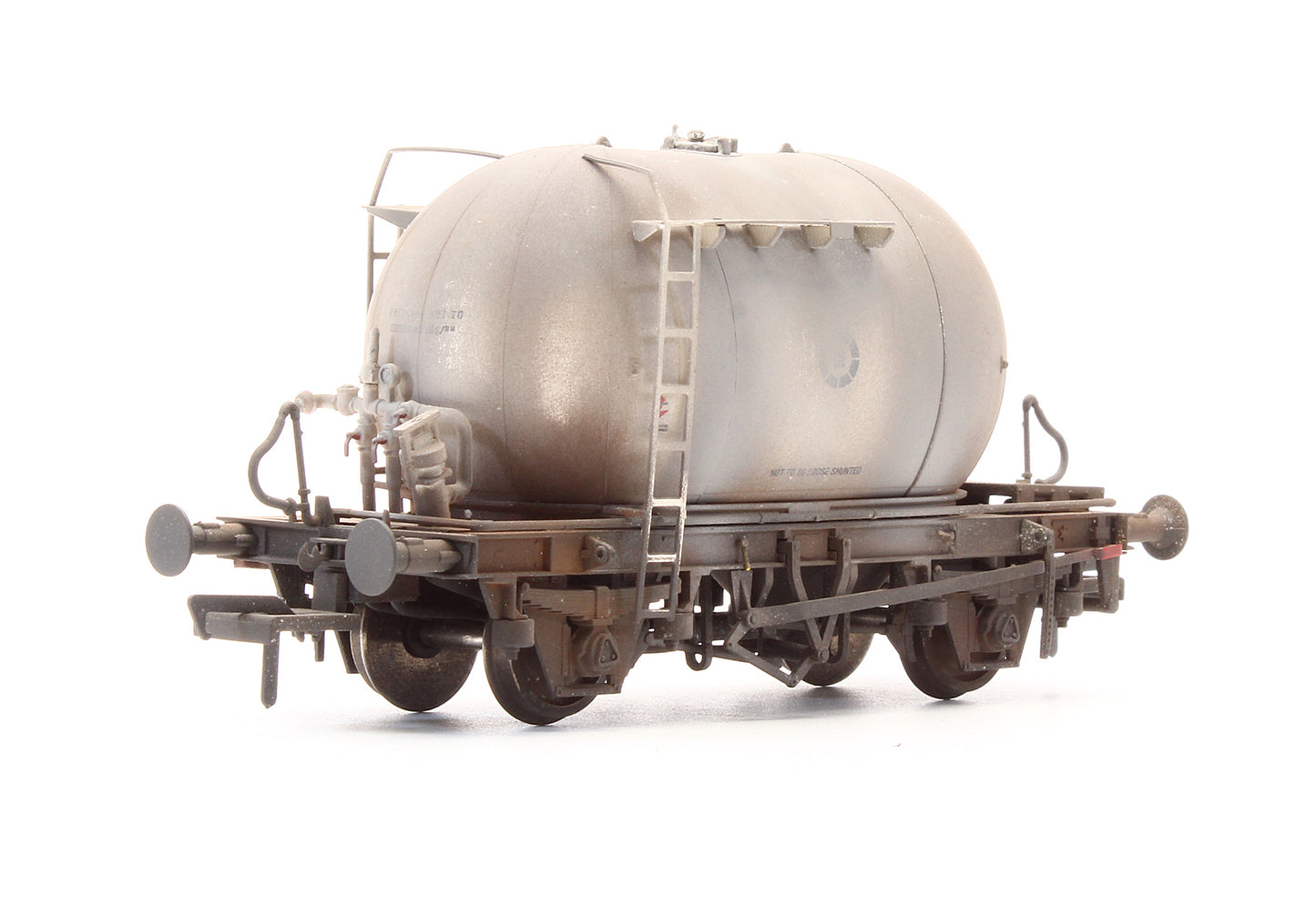Pre-Owned IRM1011 CIE Bulk Cement Wagon - Ivory/Black - Set B - Custom Weathered