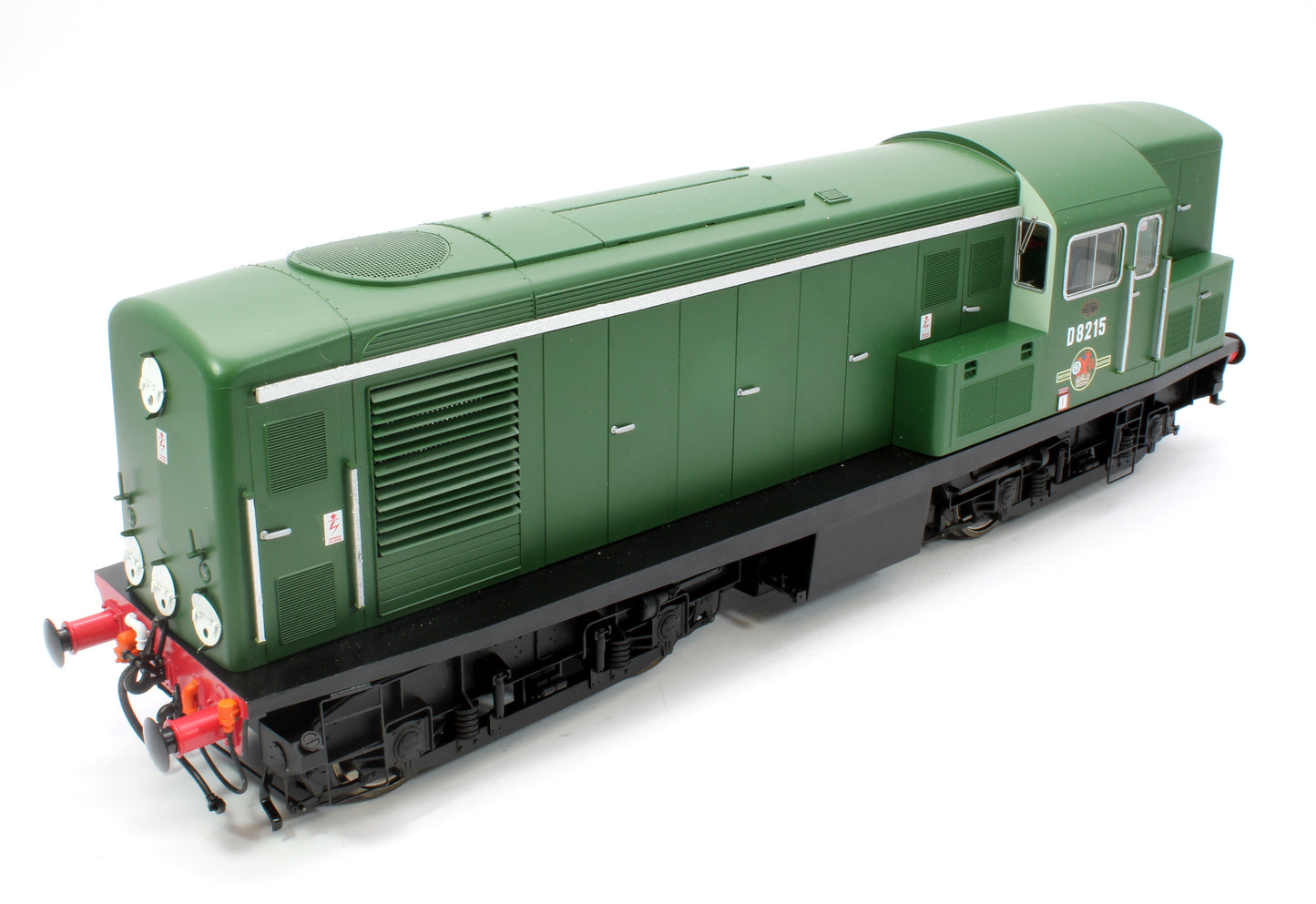 Class 15 D8215 BR Green (Late Crest) Diesel Locomotive