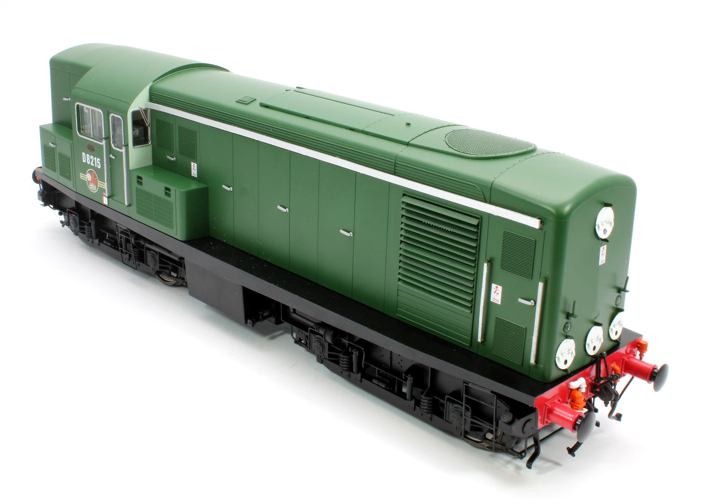 Class 15 D8215 BR Green (Late Crest) Diesel Locomotive