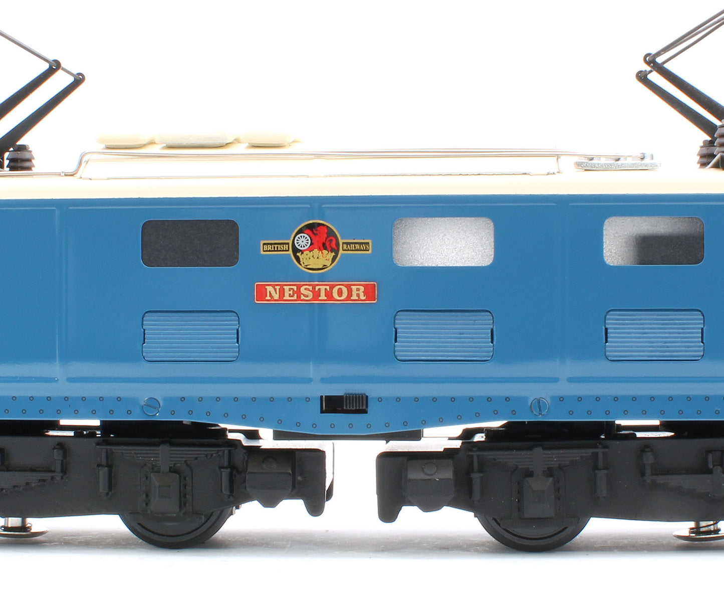 E/49-B5-NES "EM1" BR Class 76 "Nestor" Electric Gloss Blue Cream Roof with Small Yellow Ends No.E26052 Electric Locomotive