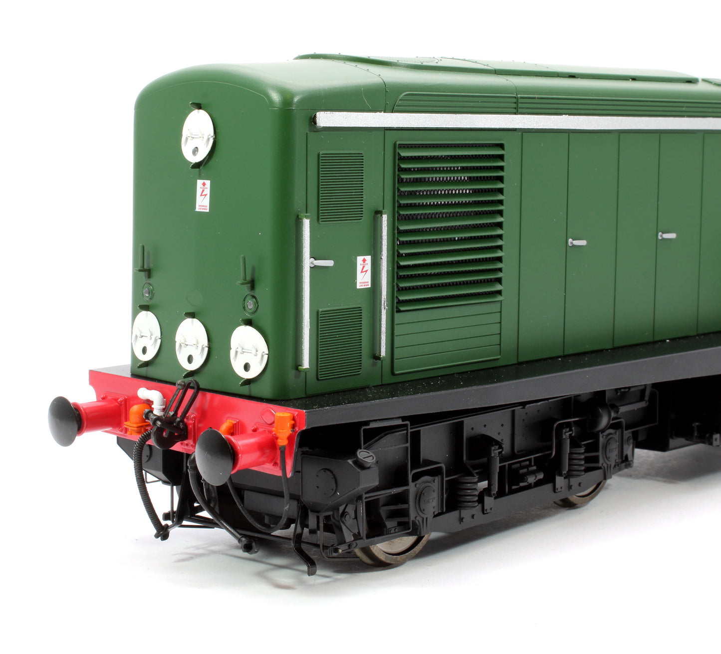 Class 15 D8215 BR Green (Late Crest) Diesel Locomotive