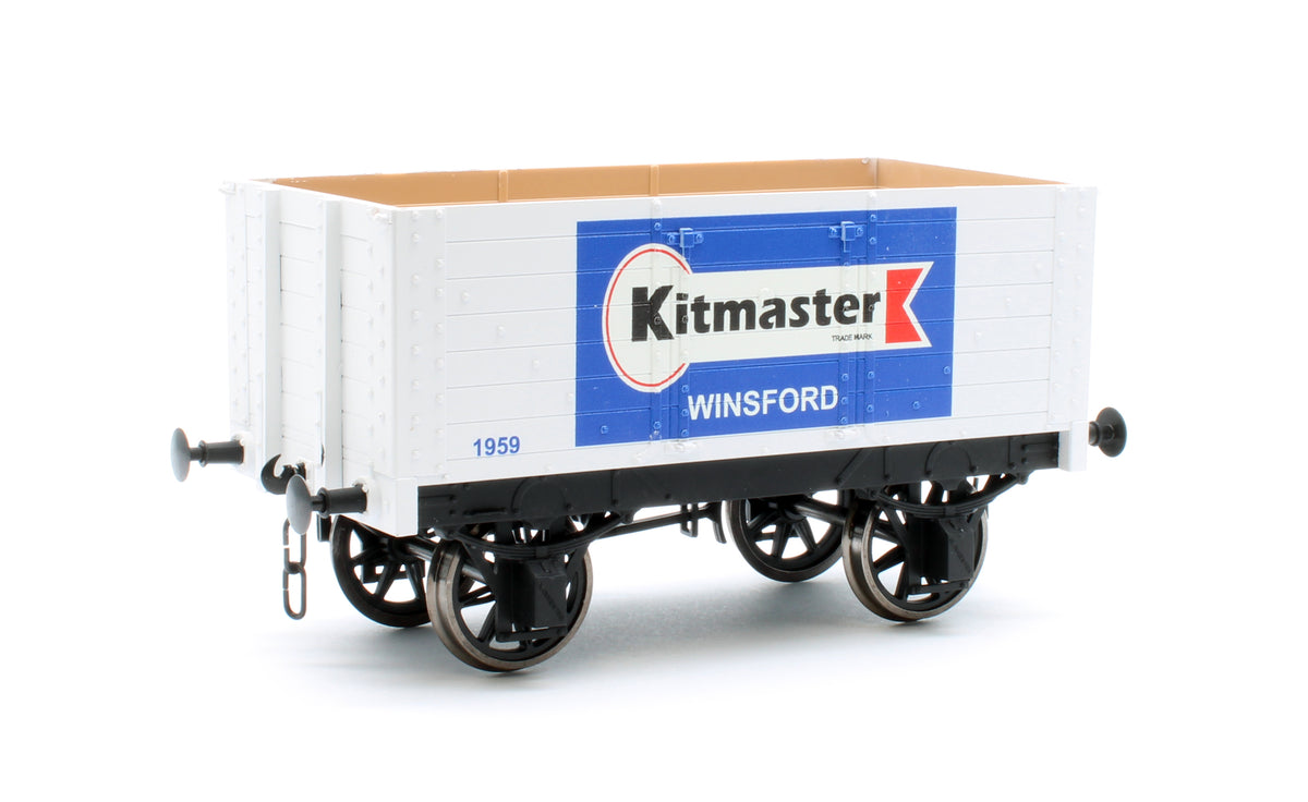 7F-072-010 7 Plank 9' Wheelbase 2 Door Dapol Kitmaster Logo