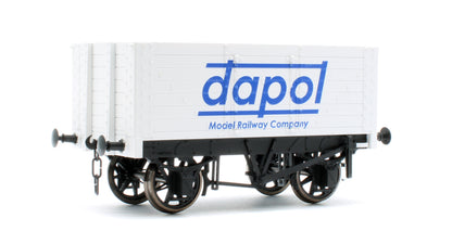 7F-072-011 7 Plank 9' Wheelbase 2 Door Dapols Present Logo