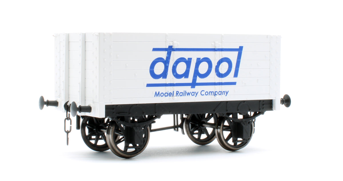7F-072-011 7 Plank 9' Wheelbase 2 Door Dapols Present Logo