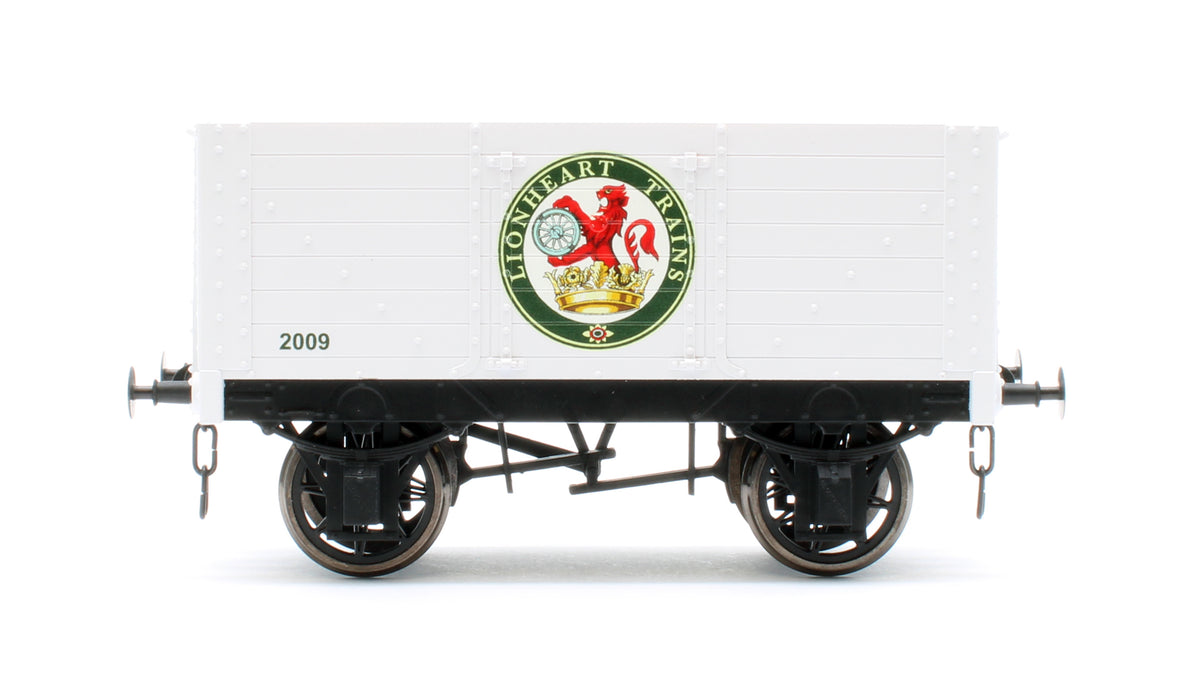 7F-072-012 7 Plank 9' Wheelbase 2 Door Lionheart Trains Logo