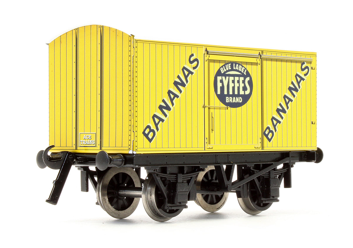 Pre-Owned Set Of 3 Private Owner Goods Vans