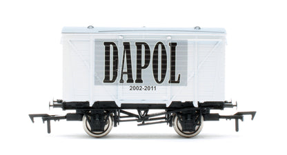 4F-011-195 Ventilated Van Dapol Logo 2002-2011