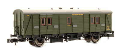 Pre-Owned Maunsell Brake Van 716 SR Green