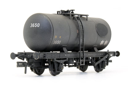 Pre-Owned B Tank ESSO 3650 Black With ESSO Logo Only - Custom Weathered