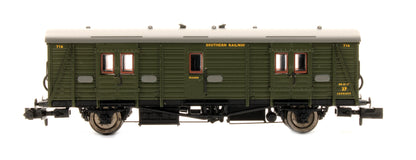 Pre-Owned Maunsell Brake Van 716 SR Green