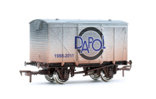 4F-011-198 Ventilated Van Dapol Logo 1988-2011 - Weathered