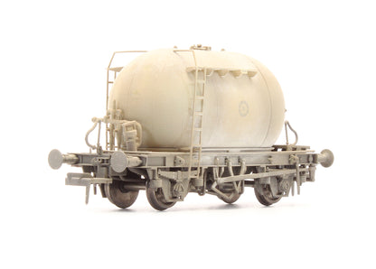 Pre-Owned IRM1012 CIE Bulk Cement Wagon - Ivory/Black - Set C - Custom Weathered