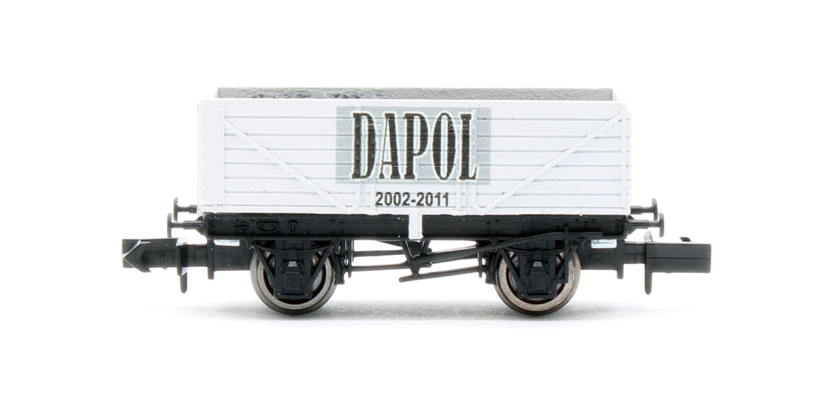 2F-071-134 7 Plank Dapol Logo 2002-2011
