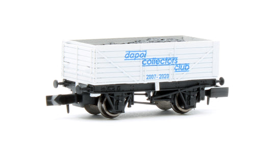 2F-071-136 7 Plank Dapol Collectors Club