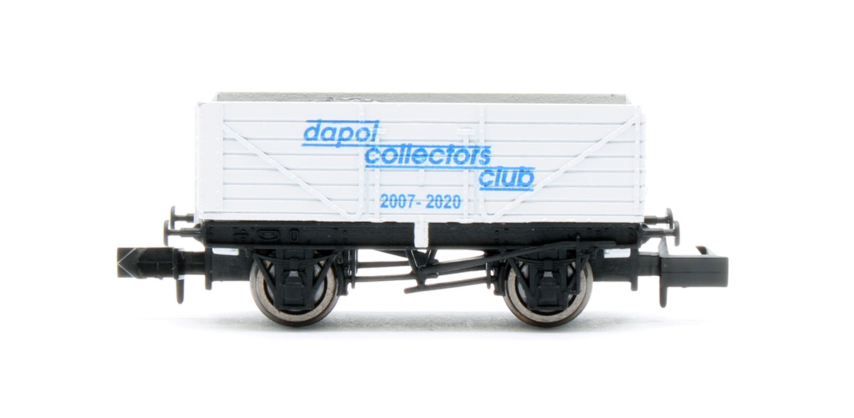 2F-071-136 7 Plank Dapol Collectors Club