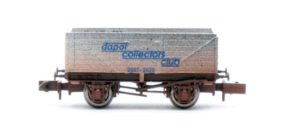 2F-071-137 7 Plank Dapol Collectors Club - Weathered