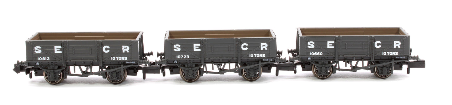 SECR Wagons Pack 2 - SECR Livery 5 Planks (Dia.1349)