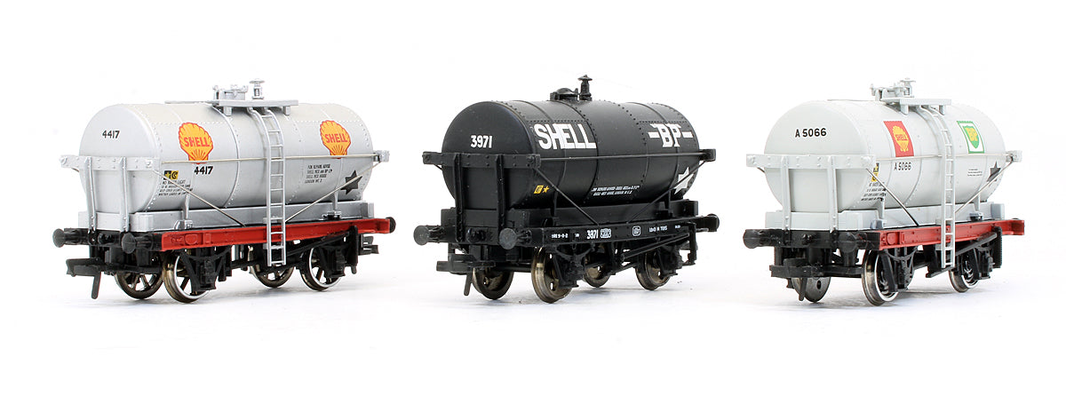 Pre-Owned Set Of 3 'Shell-Mex BP' Tank Wagons