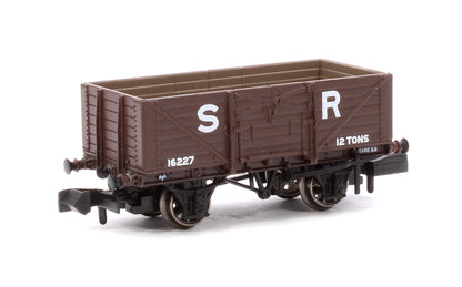 SECR Wagons Pack 3 - SR pre-36 Livery 7 Planks (Dia.1355)